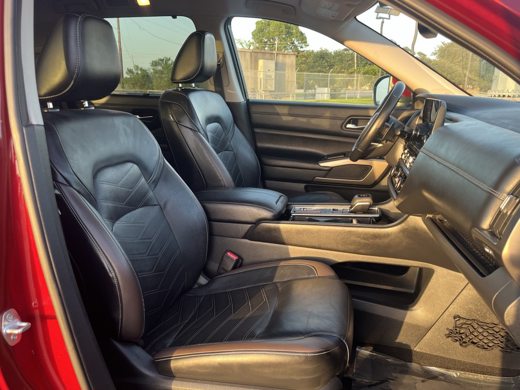 2022 Nissan Pathfinder Image 28