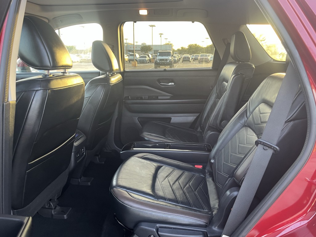 2022 Nissan Pathfinder Image 29