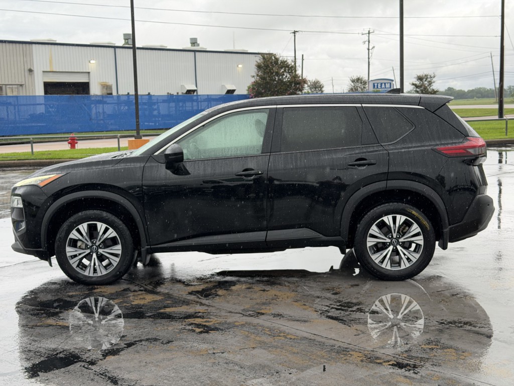 2023 Nissan Rogue Image 17