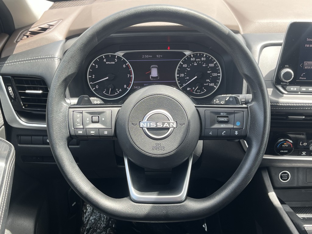 2022 Nissan Rogue Image 18