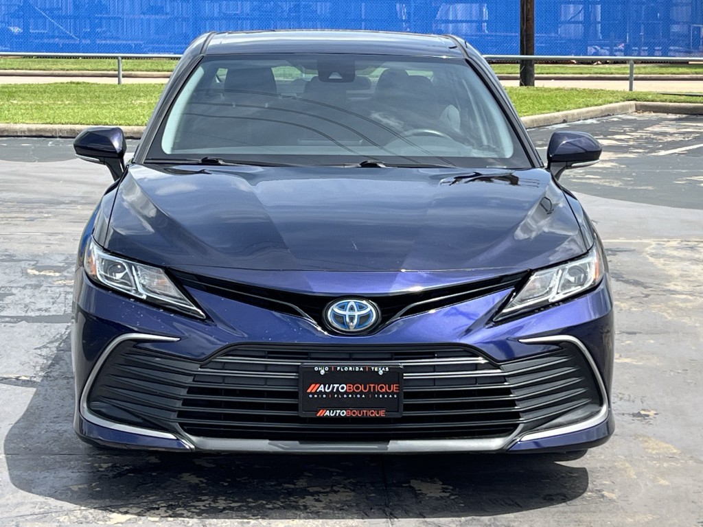 2022 Toyota Camry Image 6