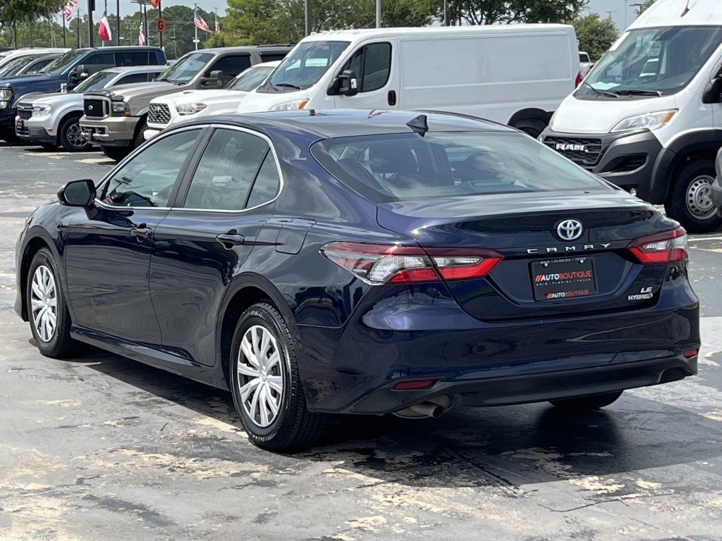 2022 Toyota Camry Image 8
