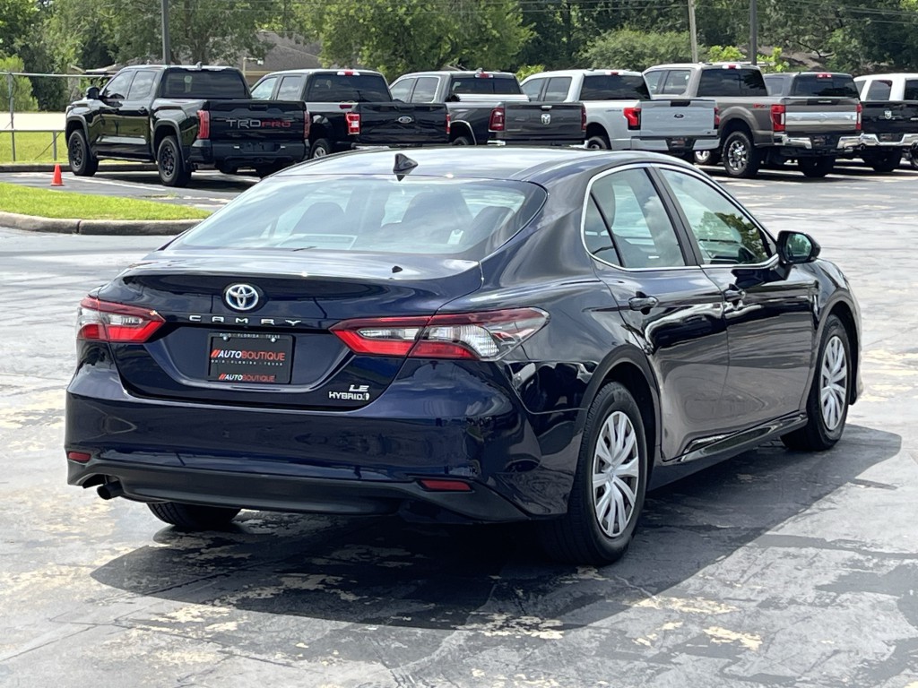 2022 Toyota Camry Image 9
