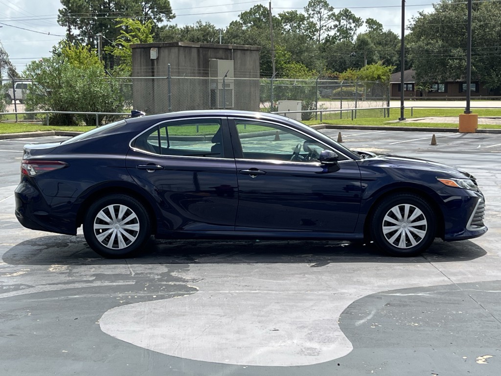 2022 Toyota Camry Image 10