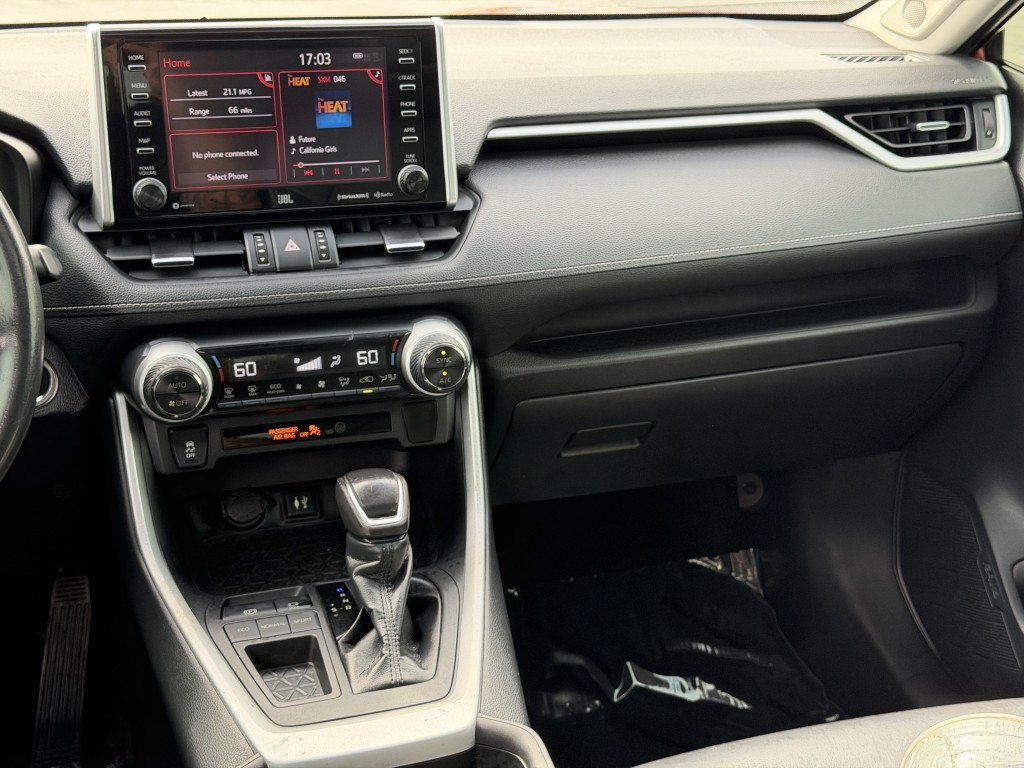 2019 Toyota Rav4 Image 20