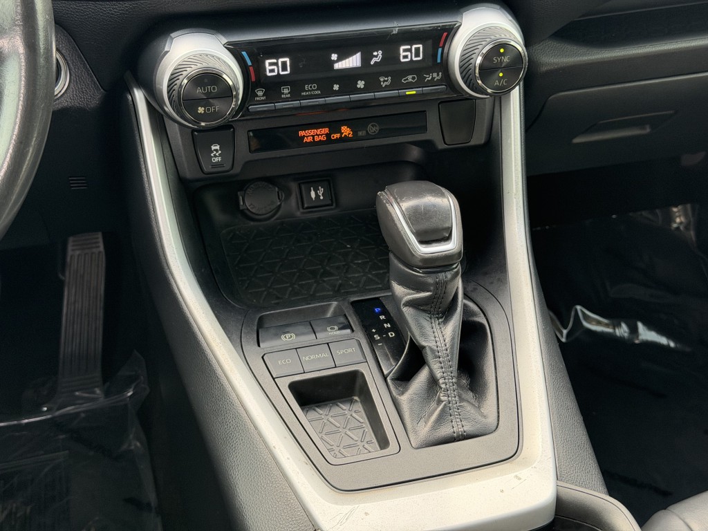 2019 Toyota Rav4 Image 23