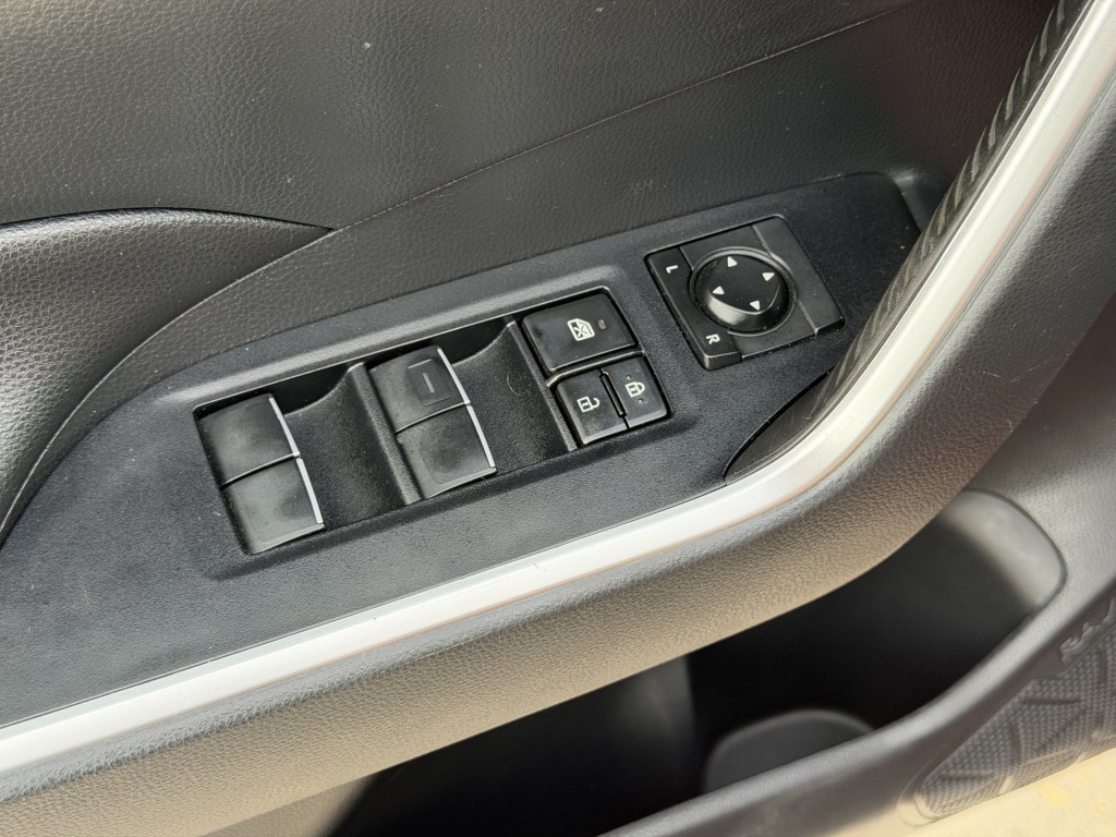 2019 Toyota Rav4 Image 24