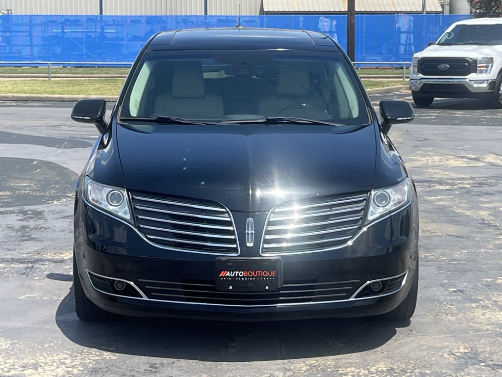 2018 Lincoln MKT Image 6