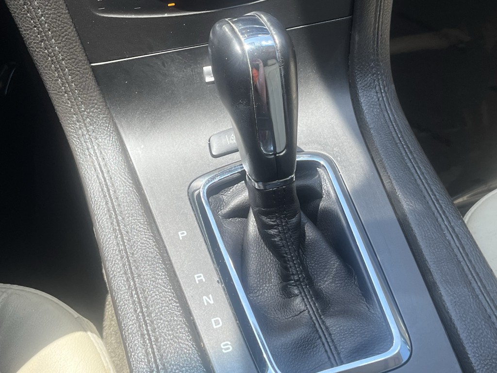 2018 Lincoln MKT Image 24