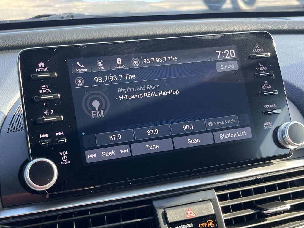2022 Honda Accord Image 8