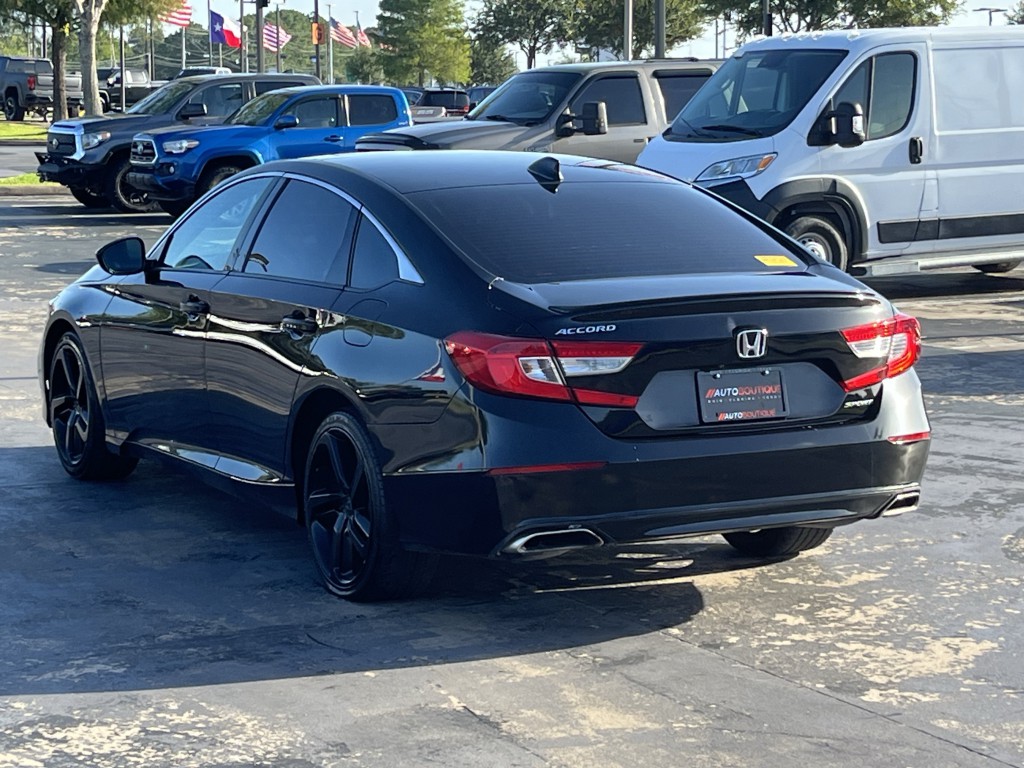 2022 Honda Accord Image 10