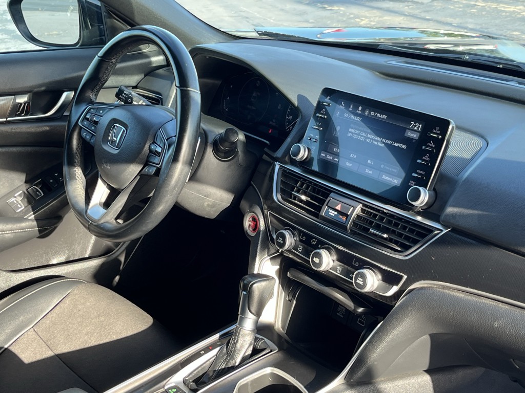 2022 Honda Accord Image 15