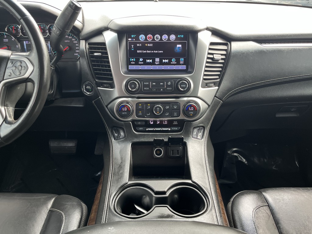 2017 Chevrolet Tahoe Image 28