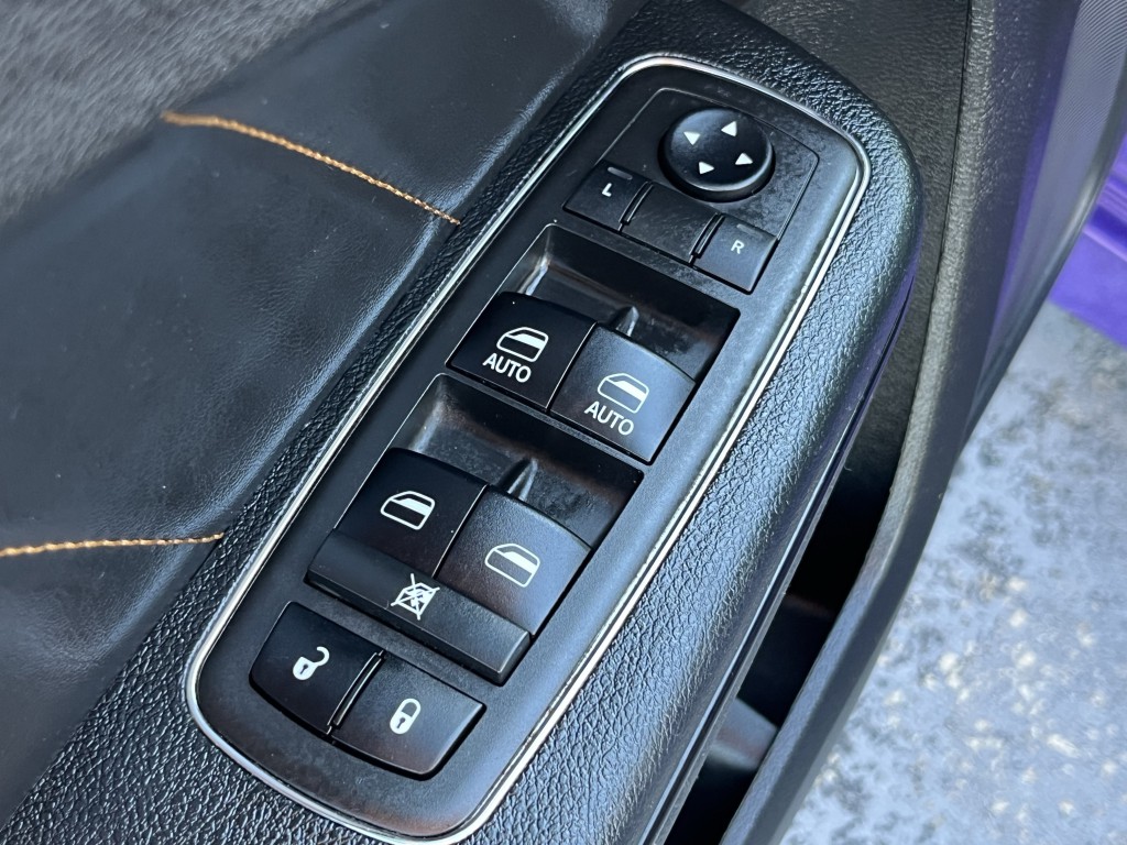 2018 Dodge Charger Image 29