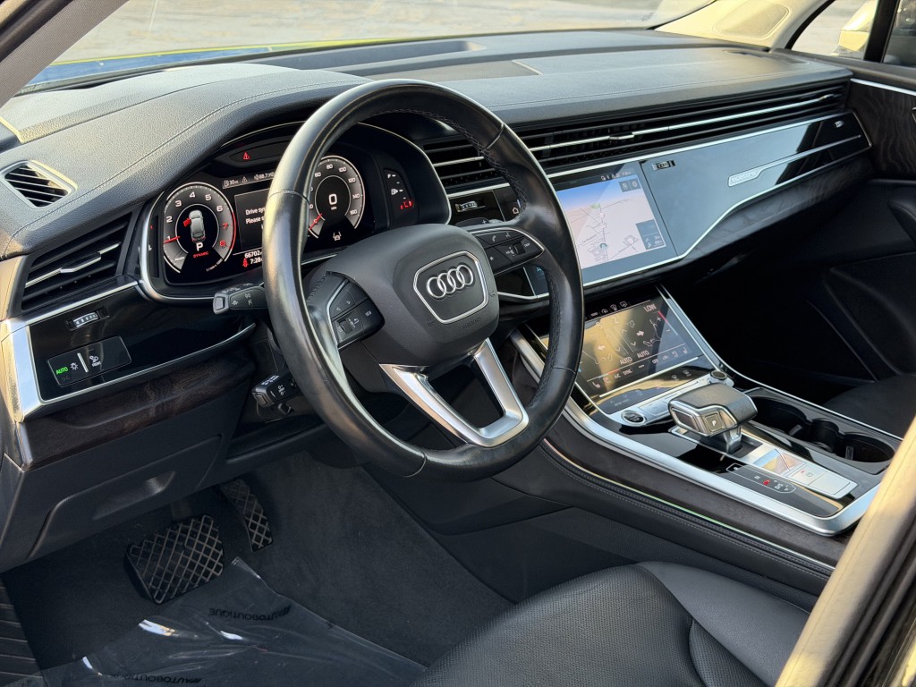 2023 Audi Q7 Image 6