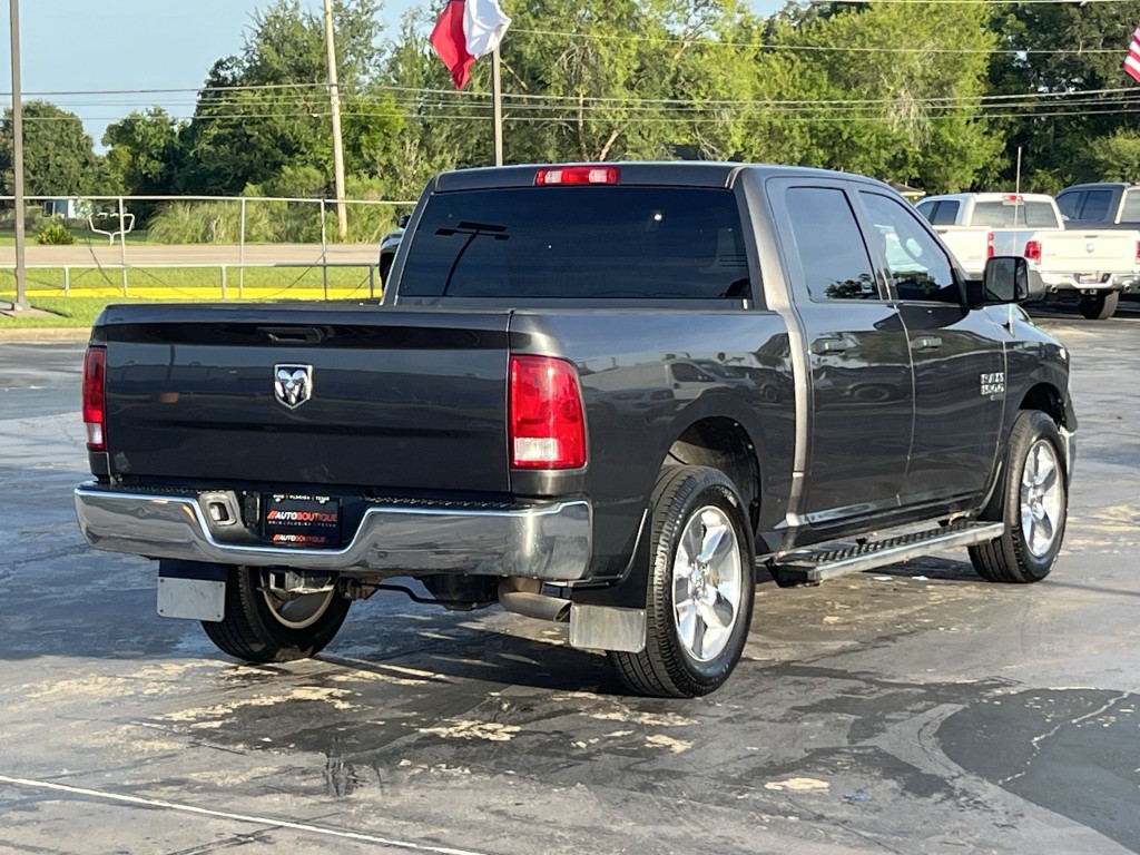 2023 RAM 1500 Image 9