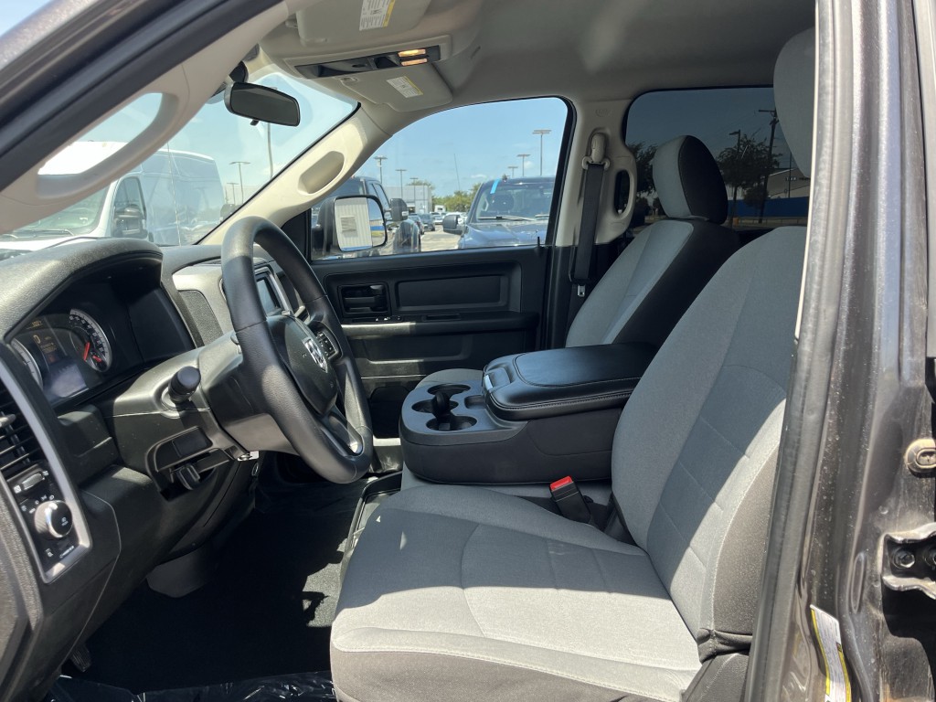 2023 RAM 1500 Image 24