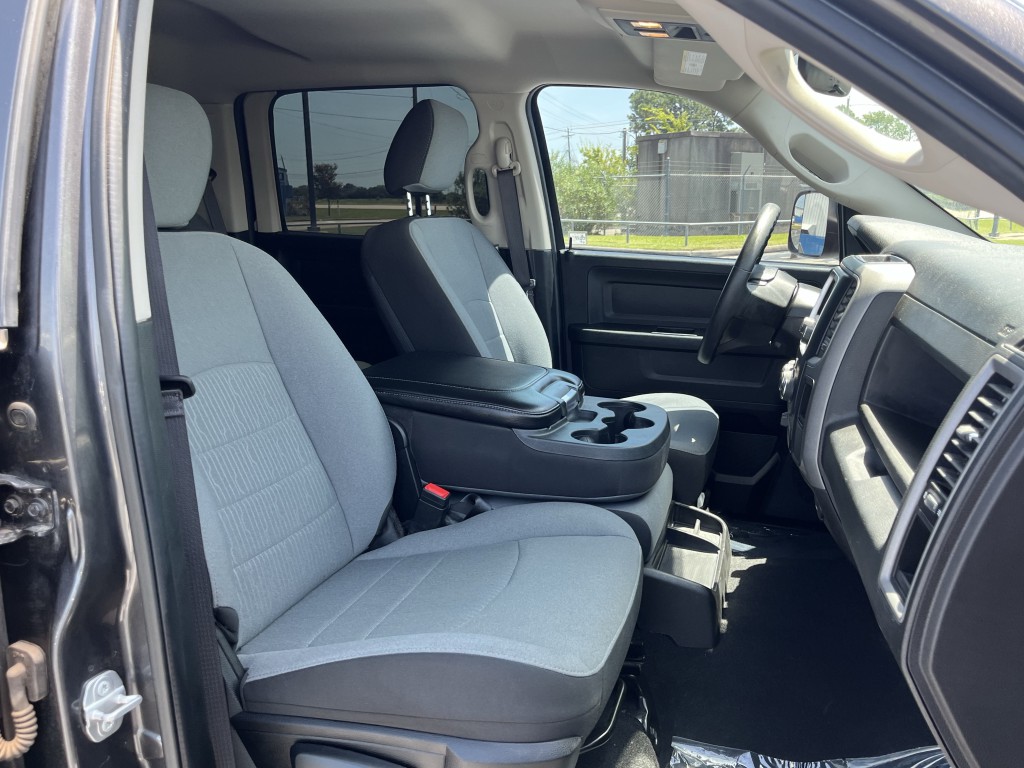 2023 RAM 1500 Image 25