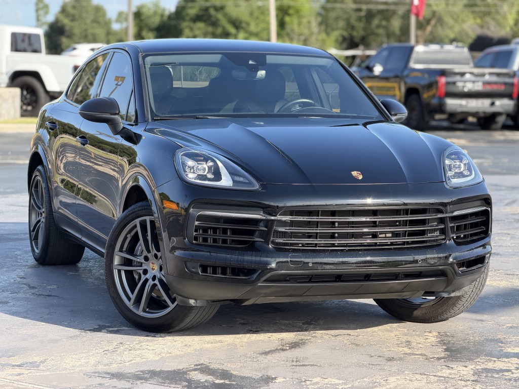 2023 Porsche Cayenne Image 3