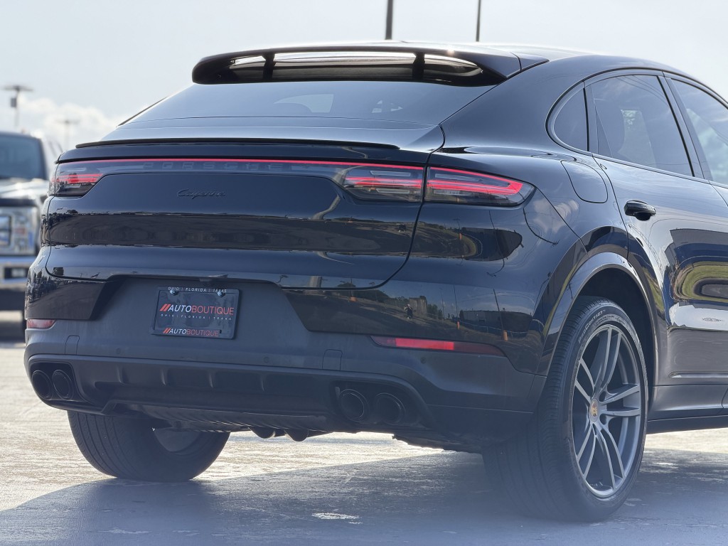 2023 Porsche Cayenne Image 13