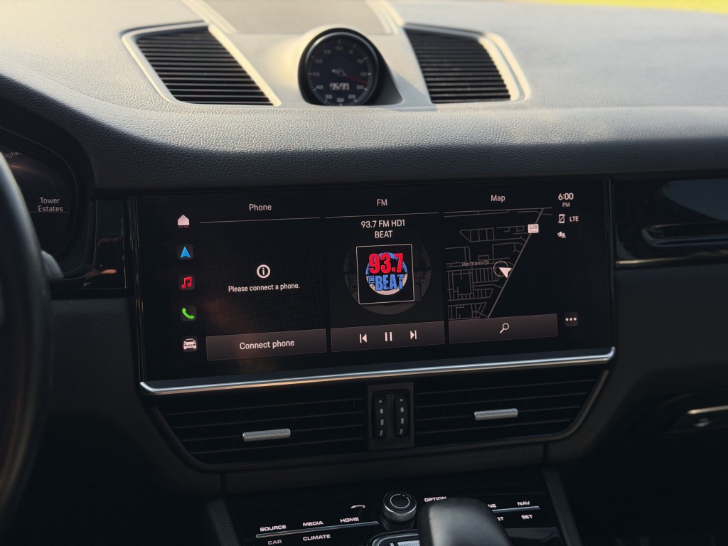 2023 Porsche Cayenne Image 28