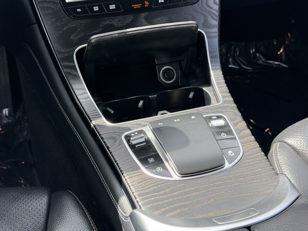 2020 Mercedes-Benz GLC-Class Image 23