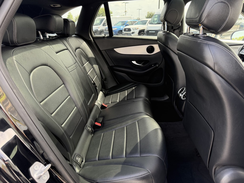 2020 Mercedes-Benz GLC-Class Image 28