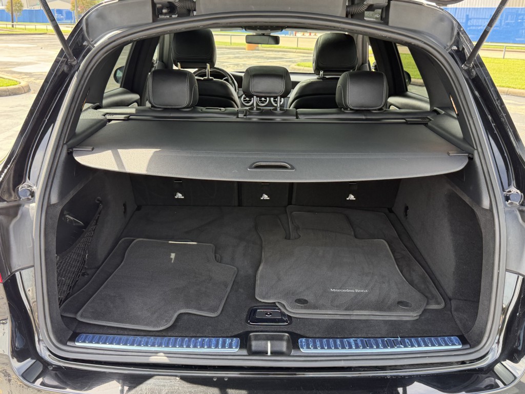 2020 Mercedes-Benz GLC-Class Image 30