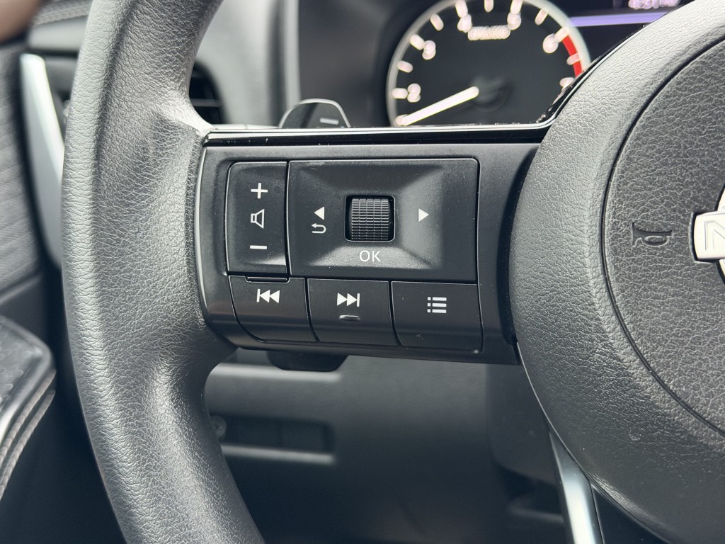 2023 Nissan Rogue Image 9