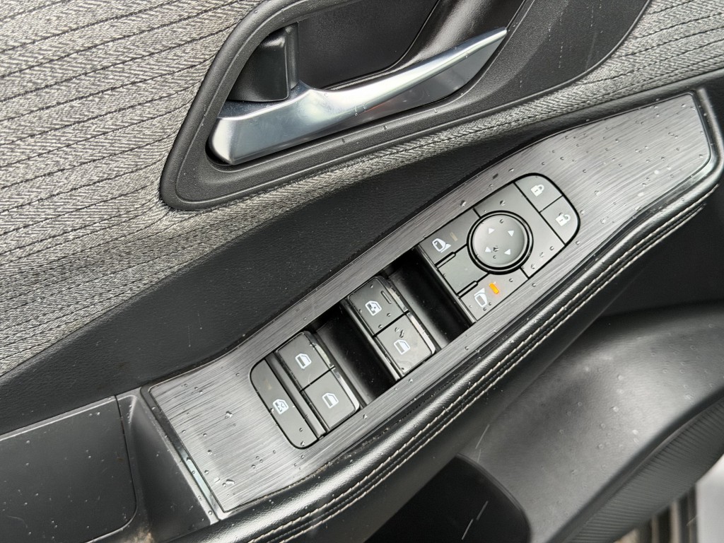 2023 Nissan Rogue Image 15