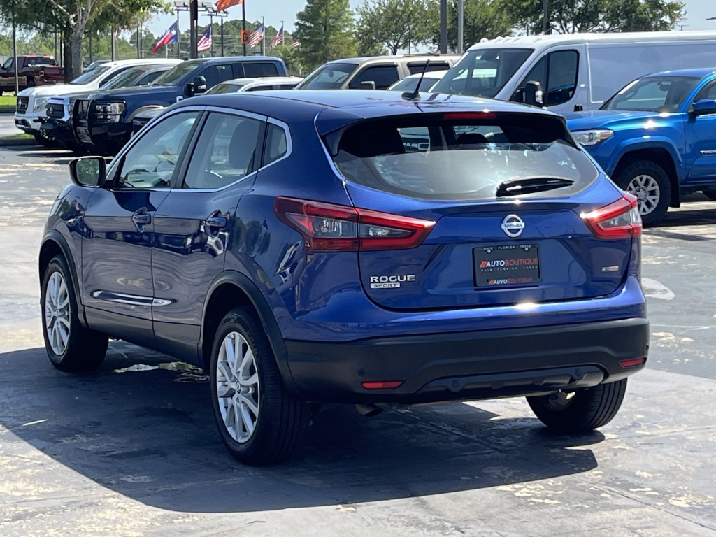 2021 Nissan Rogue Image 8