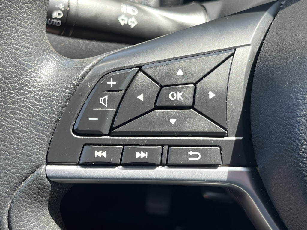 2021 Nissan Rogue Image 18