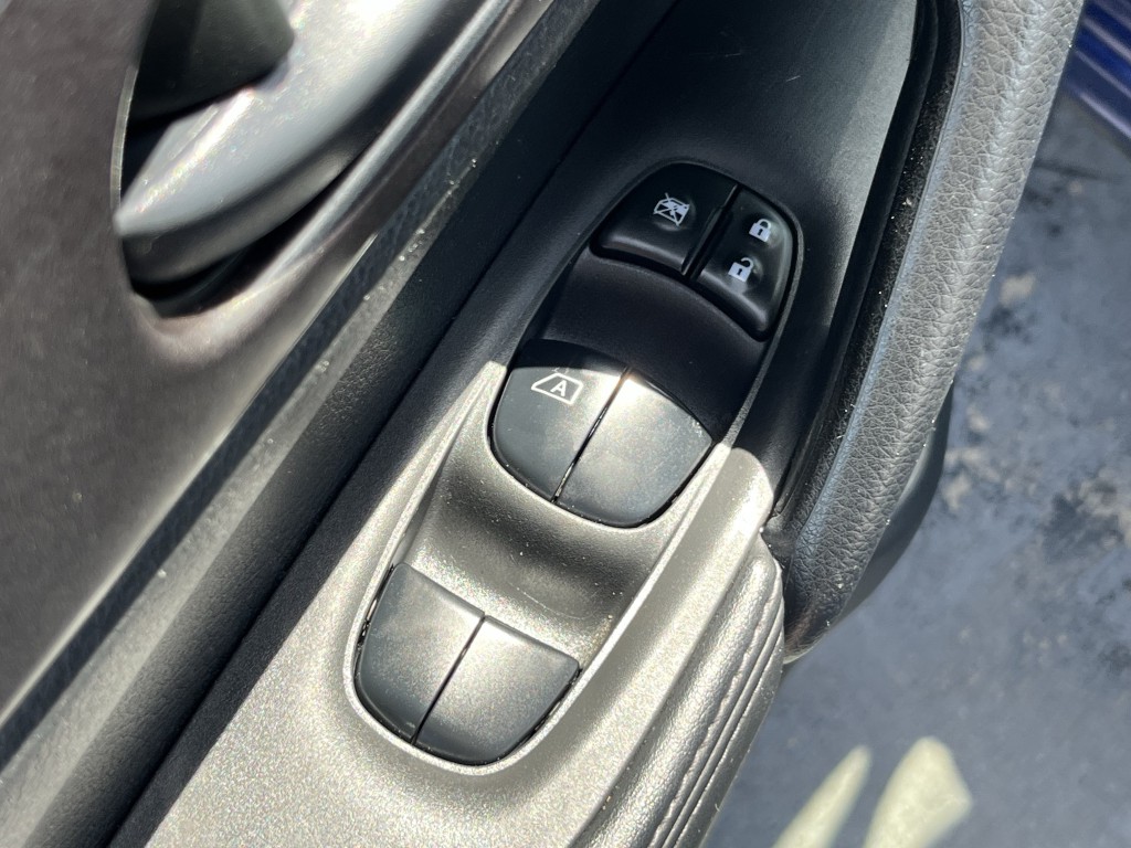 2021 Nissan Rogue Image 26