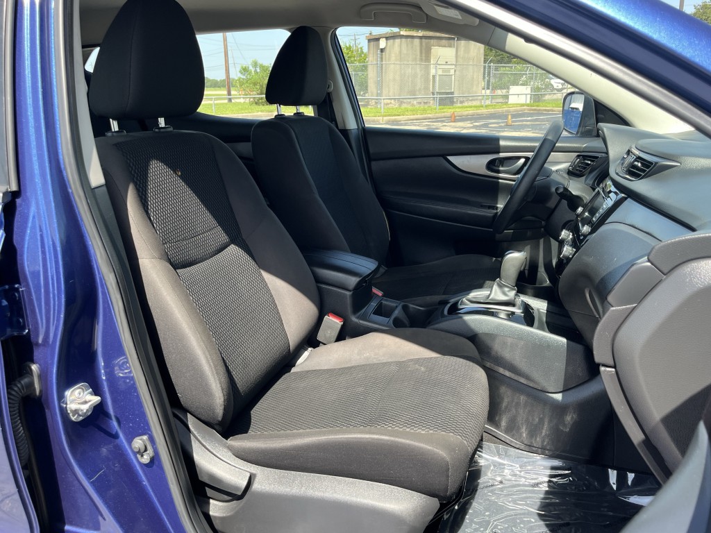 2021 Nissan Rogue Image 28