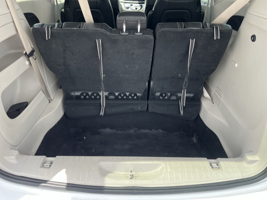2022 Chrysler Pacifica Image 13