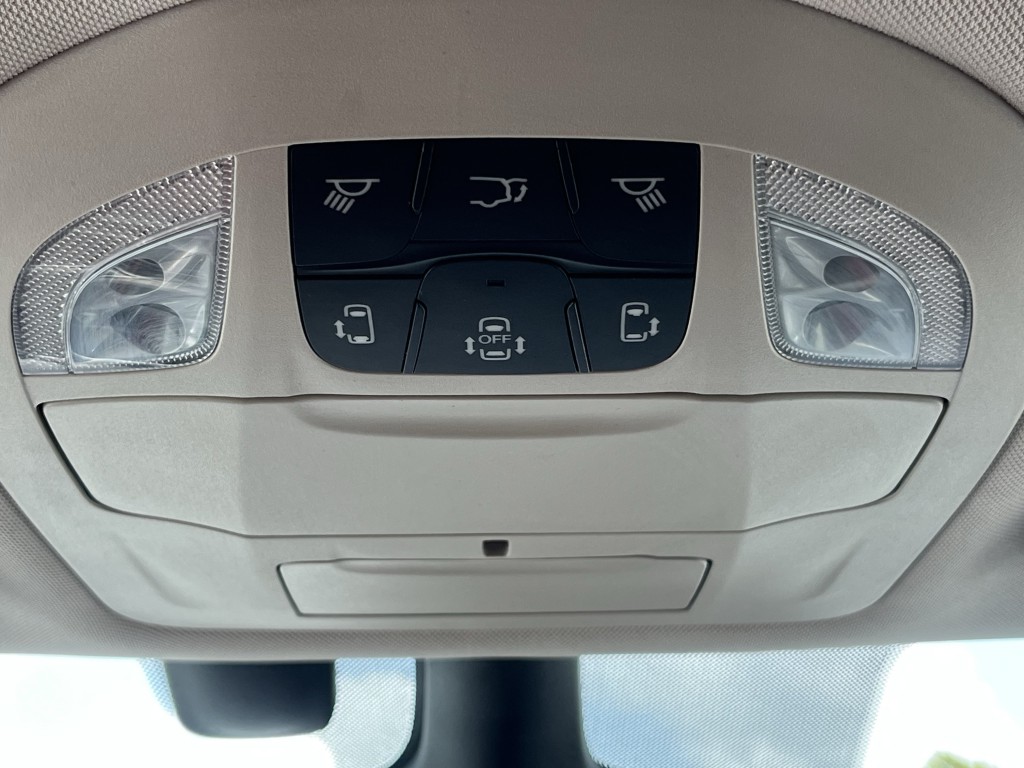 2022 Chrysler Pacifica Image 24