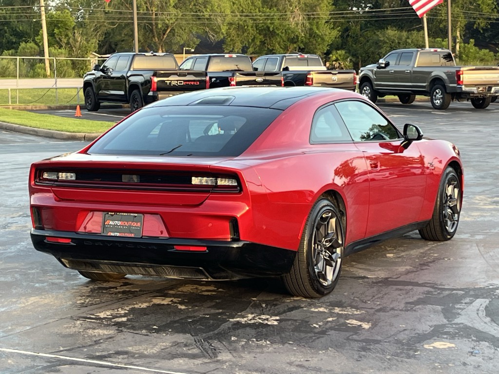 2025 Dodge Charger Image 9