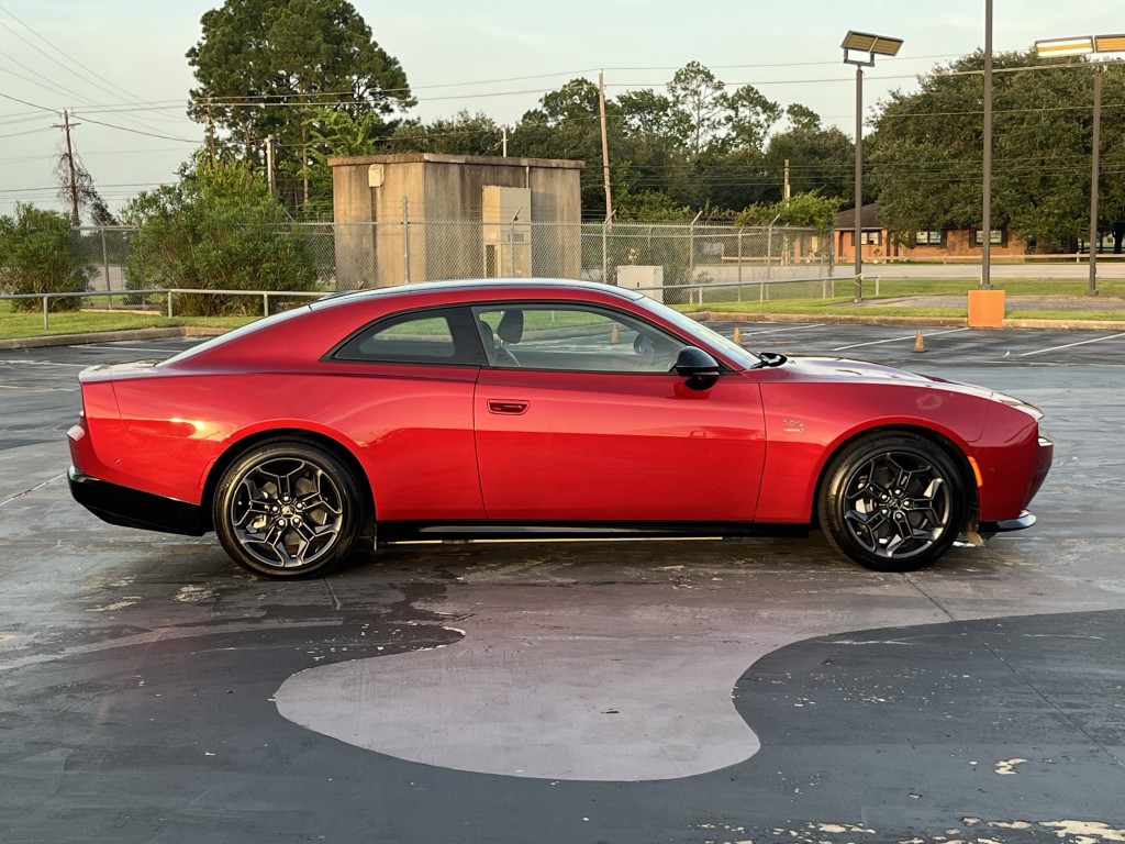2025 Dodge Charger Image 10