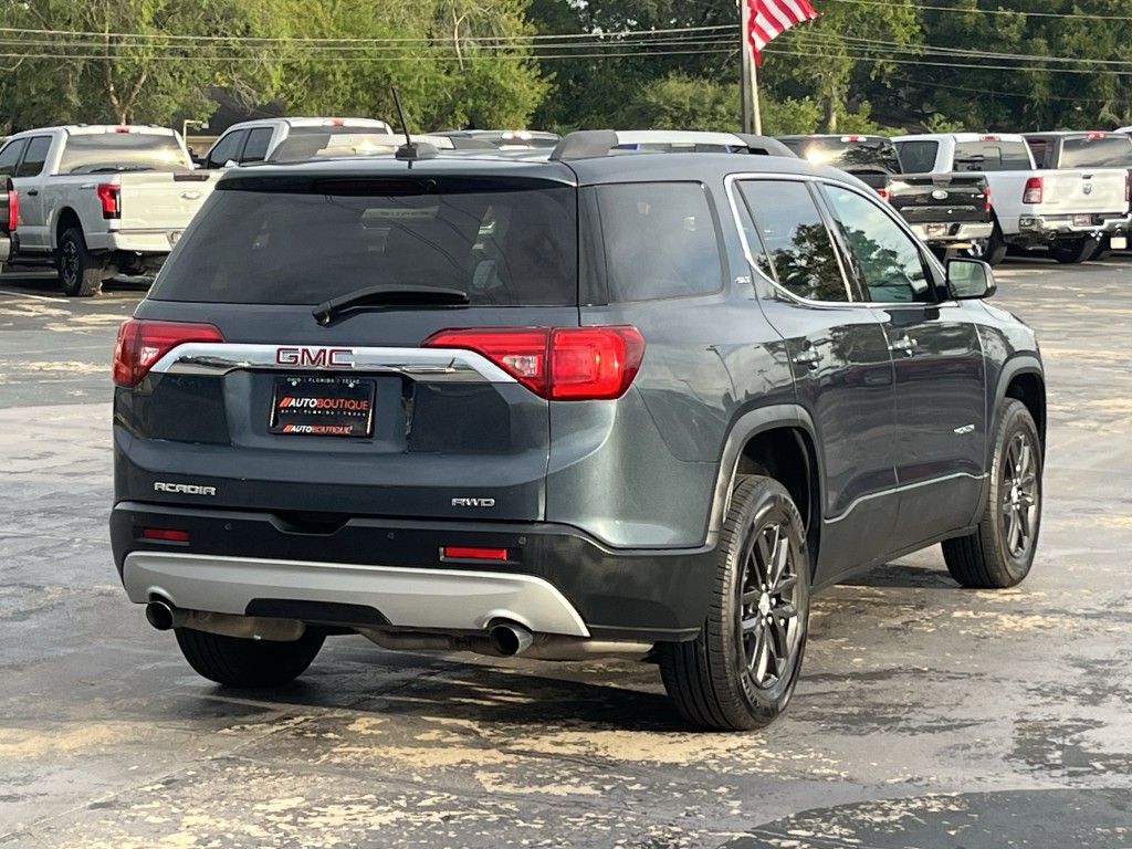 2019 GMC Acadia Image 10