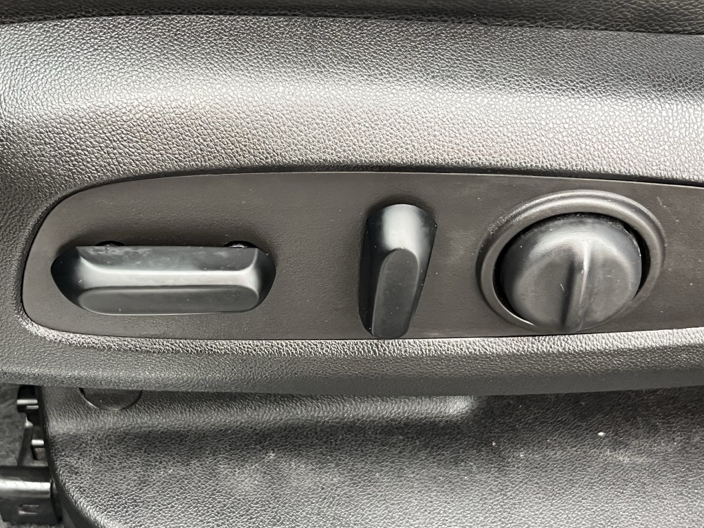 2019 GMC Acadia Image 28