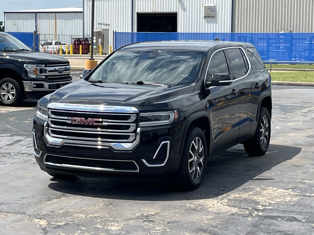 2020 GMC Acadia Image 3