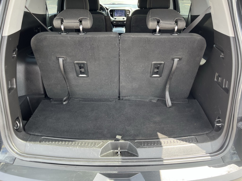 2020 GMC Acadia Image 13