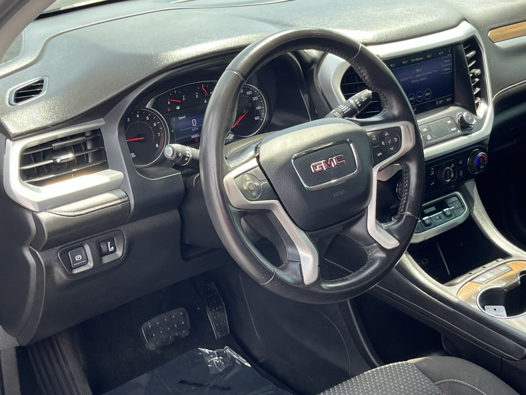 2020 GMC Acadia Image 15