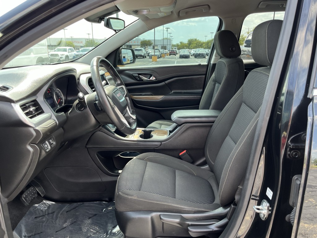 2020 GMC Acadia Image 28