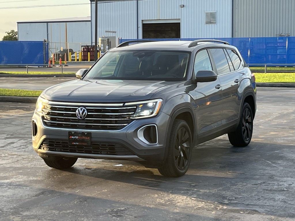 2024 Volkswagen Atlas Image 3
