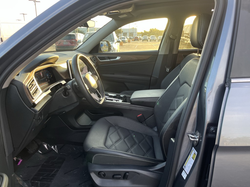 2024 Volkswagen Atlas Image 31