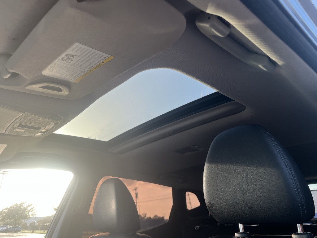 2017 Nissan Rogue Image 9