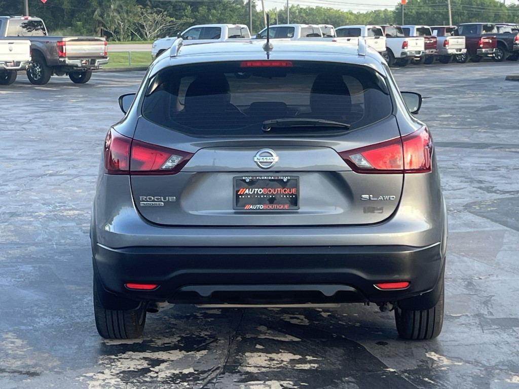 2017 Nissan Rogue Image 12
