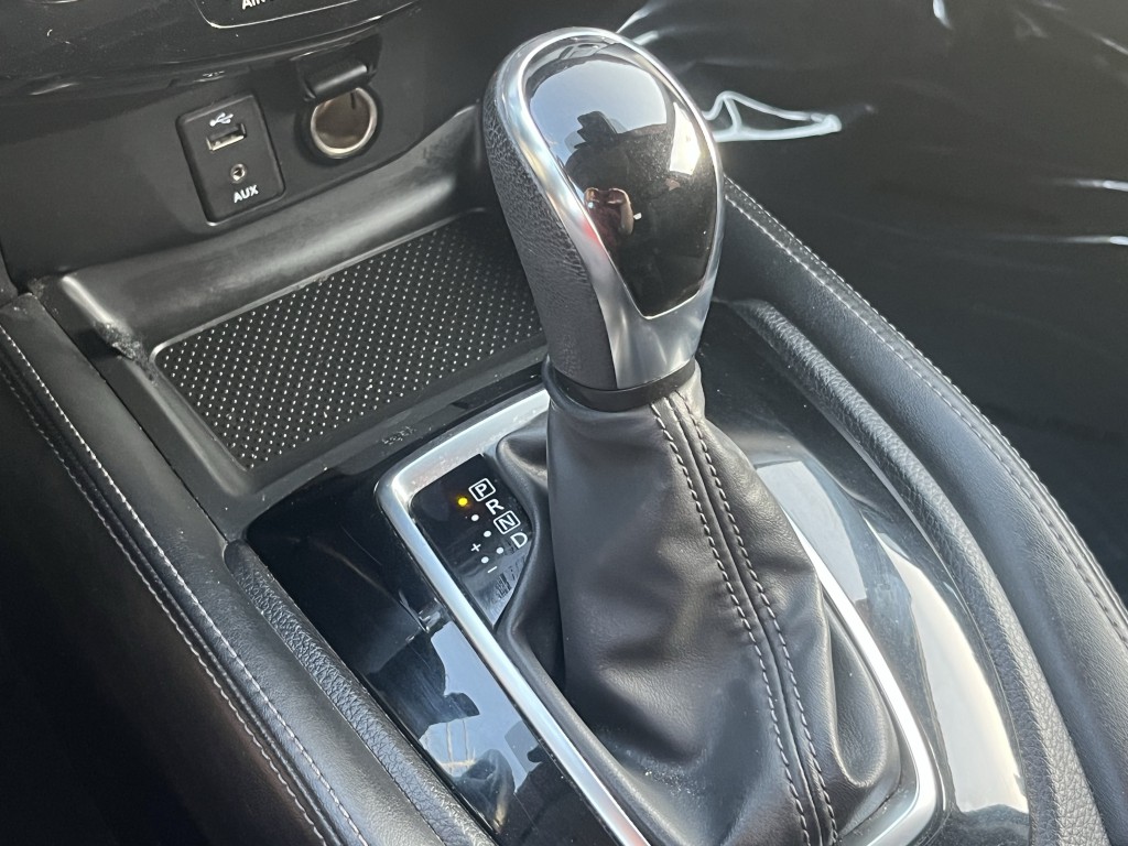 2017 Nissan Rogue Image 23
