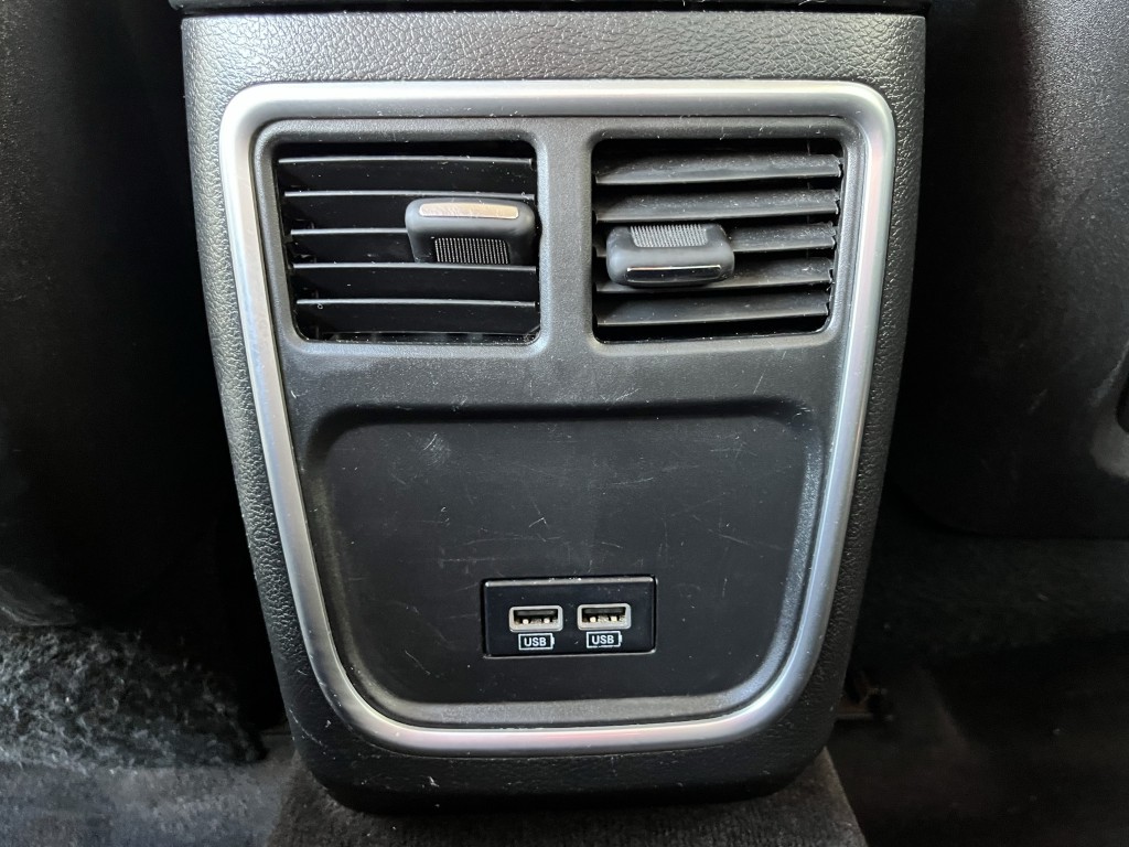 2018 Chrysler 300 Image 25